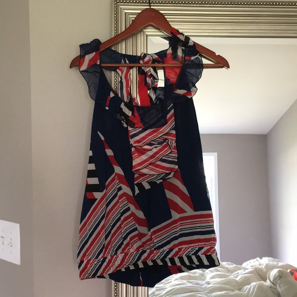 Bebe sz Small SILK  flowy top. fully lined.
